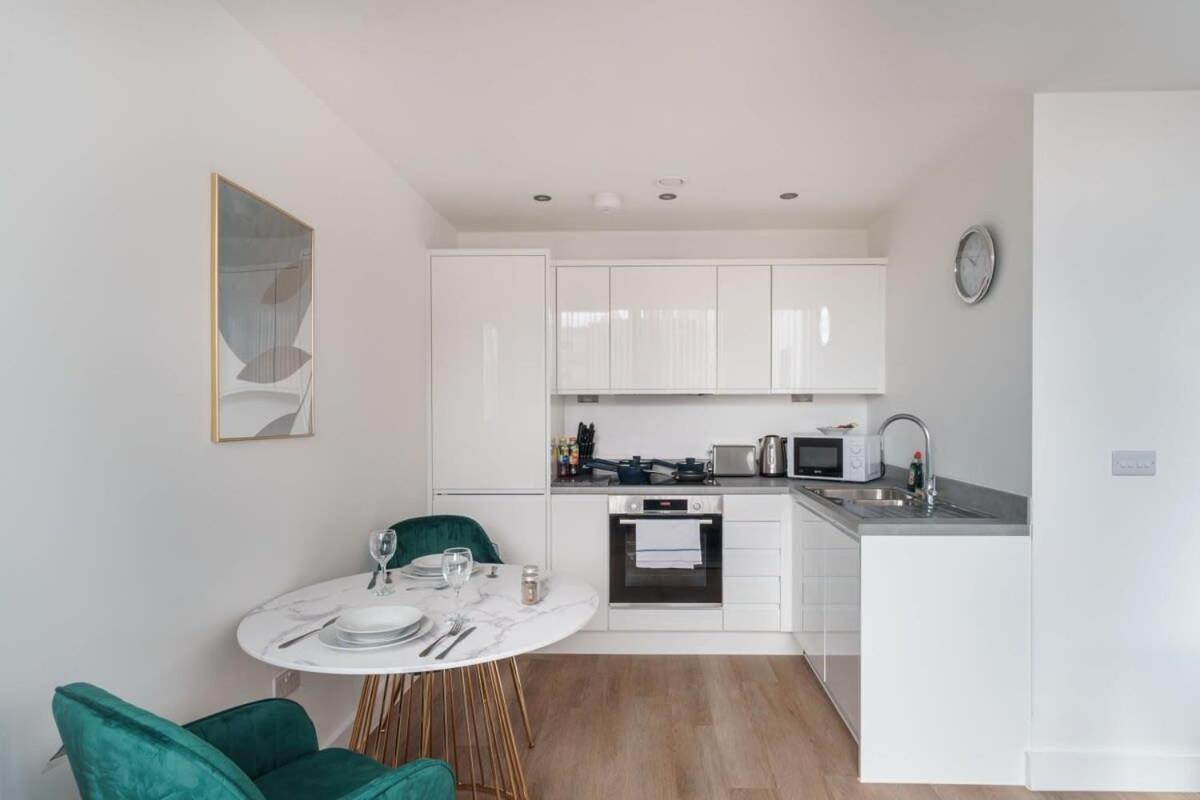 Stay Zeni, Alexandra Rise Manchester Sleek Studio Buitenkant foto